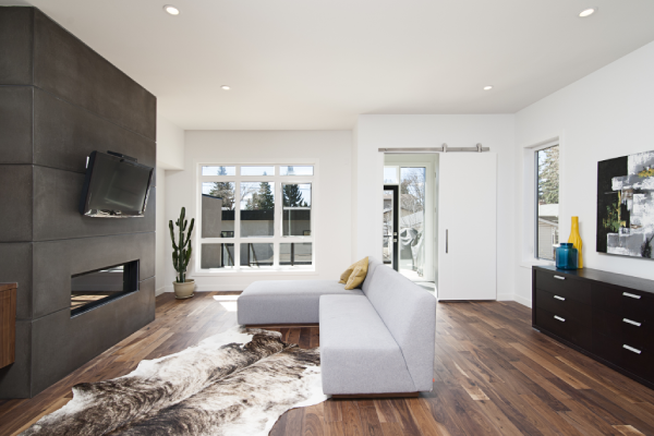 Vender mi piso Valencia con Inmoamiga Luxury: salón moderno y luminoso presentado para atraer compradores cualificados